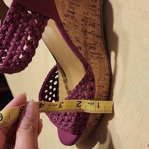 Maurice’s Beverly Wedge - Picture 6 of 6